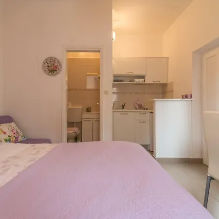 Emma & Toni Apartment Biograd Na Moru Room photo