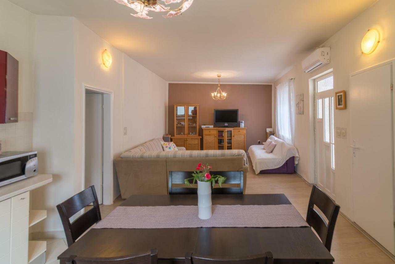 Emma & Toni Apartment Biograd Na Moru